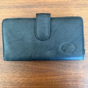 Buxton Black Leather Embossed Accessory